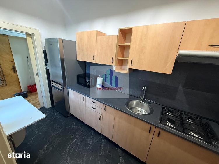 Casă cu 3 camere decomandat cu Teren 150 Mp în Central