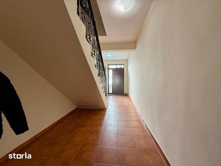 Casă cu 5 camere cu Canalizare în Giurgiului