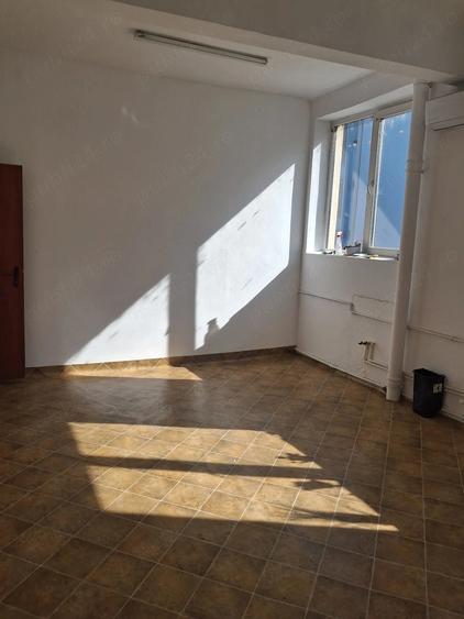 Spațiu comercial, de 127 mp, în Morarilor