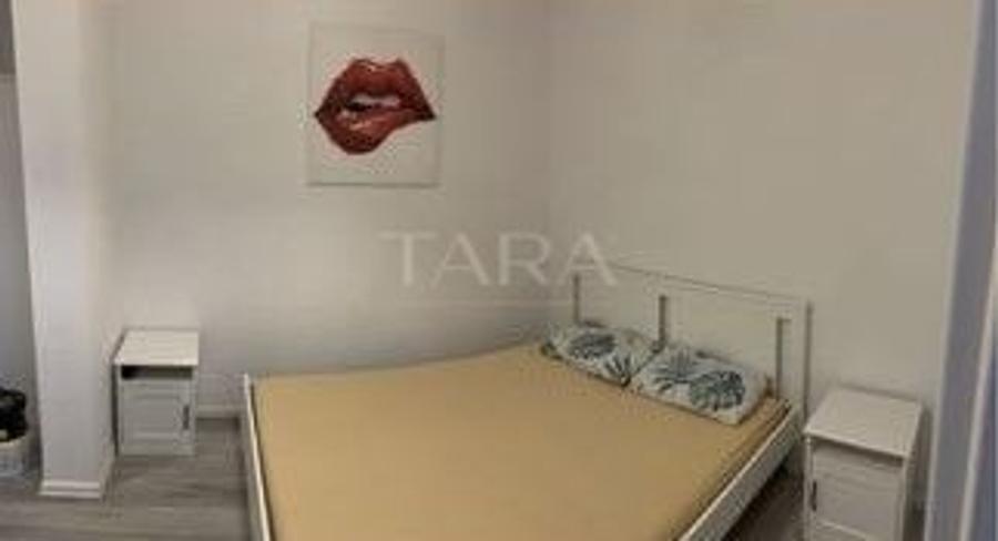 Apartament cu 2 camere semidecomandat, mobilat în Vest