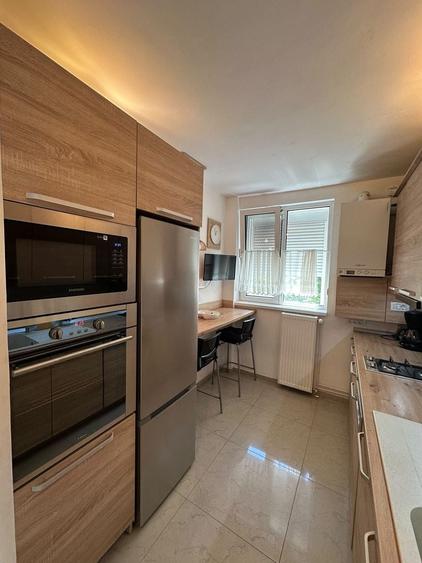 Apartament 3 camere de închiriat – Sector 3 - 2