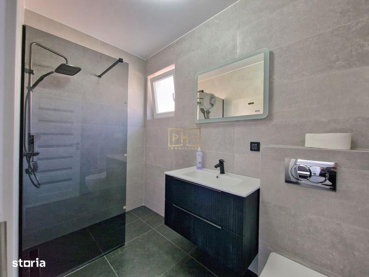 Apartament cu 3 camere semidecomandat în Florești