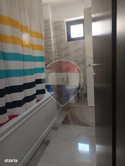 Apartament cu 2 camere semidecomandat în Baza 3