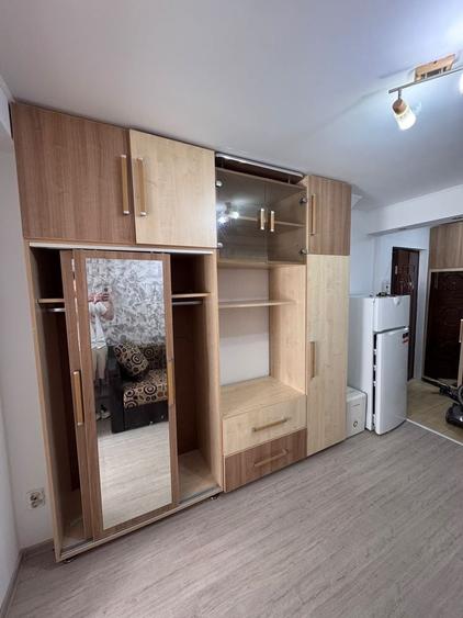 Persoana fizica inchiriez apartament cu o camera, zona Nicolina 2 strada Clopotari - 2