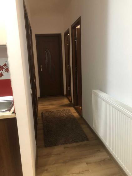 Apartament cu 3 camere decomandat în Iris