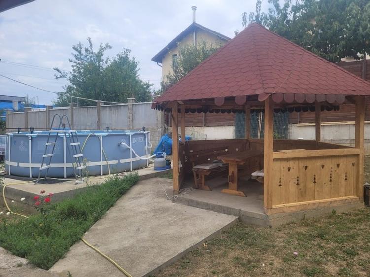 Casă individuală cu 4 camere cu Garaj în Rediu