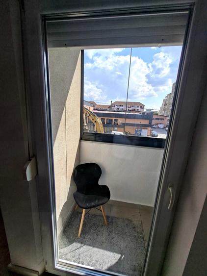 Apartament cu 2 camere semidecomandat în Iosia