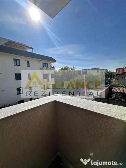 Apartament cu 2 camere decomandat în Apărătorii Patriei