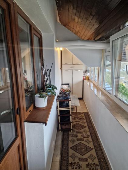 Apartament cu 3 camere decomandat în Dărmănești