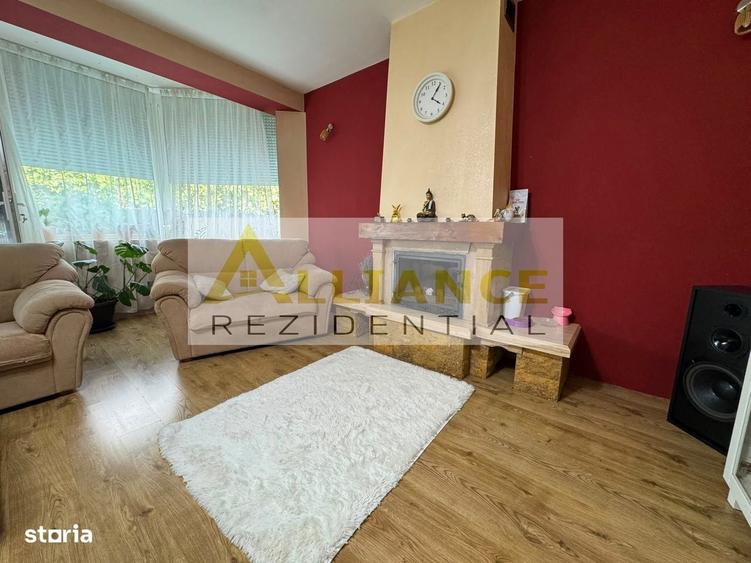 Casă cu 4 camere în Frumușani