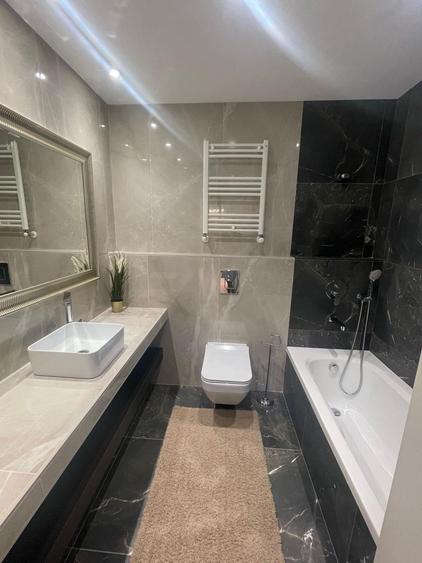 Apartament cu 3 camere decomandat, mobilat în Pipera