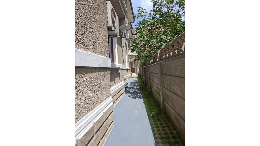 Casă individuală cu 16 camere cu Canalizare în Pache Protopopescu
