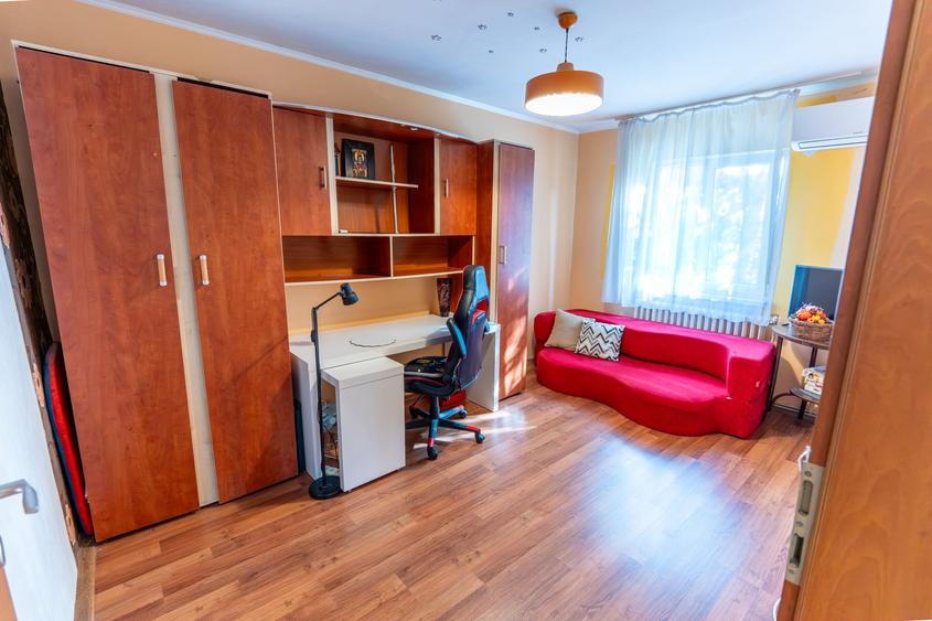 Apartament cu 3 camere semidecomandat în Mănăștur