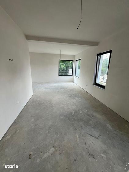 Casă cu 3 camere cu Teren 660 Mp în Burdea