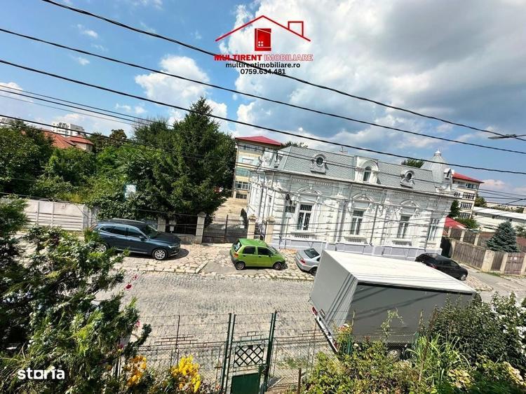 Apartament cu 3 camere în Central