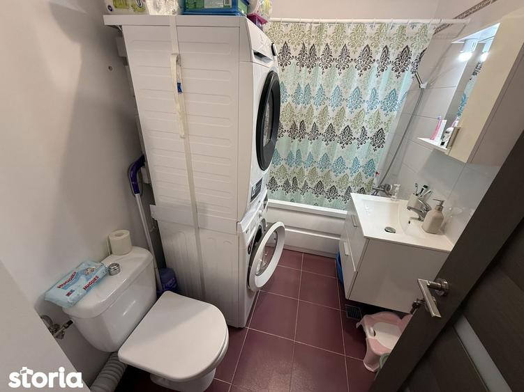 Apartament cu 2 camere semidecomandat în Valu lui Traian