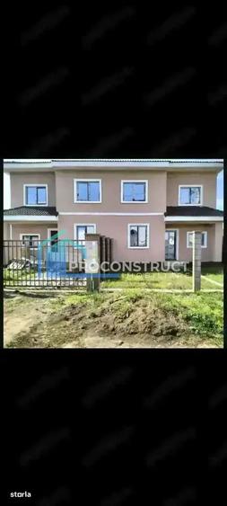 Casă cu 5 camere cu Teren 305 Mp în Soarelui
