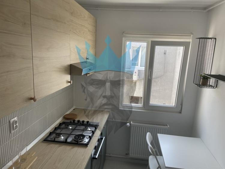 Apartament cu 2 camere semidecomandat, mobilat în Dorobanți