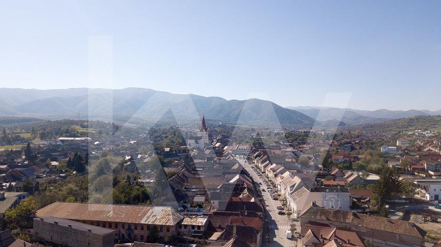 Spațiu industrial, de 5,457 mp, în Cisnădie
