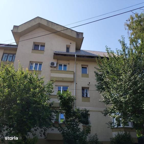 Ultracentral - apartament cu 2 camere decomandate in bloc tip vila - 9