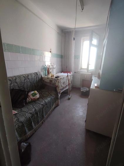 Apartament cu 2 camere decomandat în Micro 17