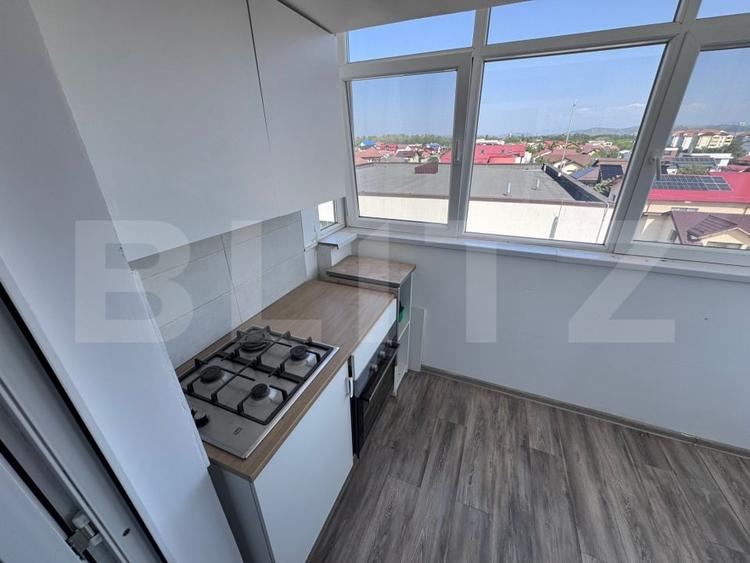 Apartament cu 2 camere decomandat, mobilat în Micro 3