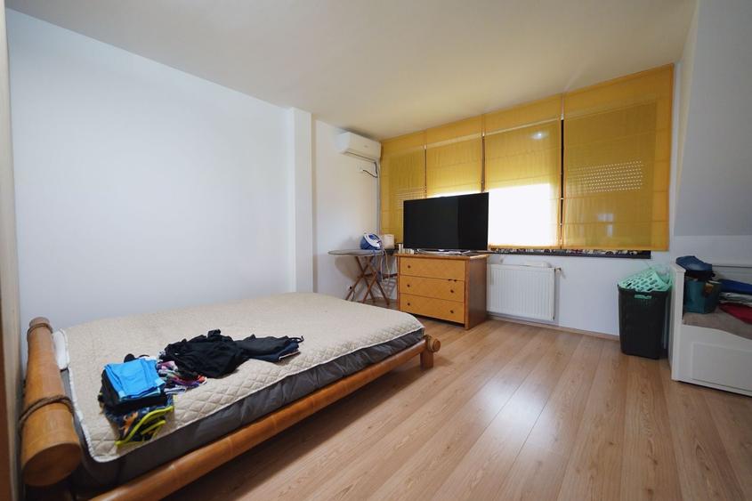 Casă individuală cu 5 camere cu Piscina în Pipera