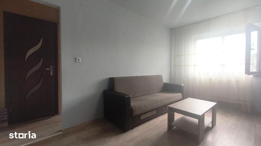 Apartament cu 4 camere în Dacia