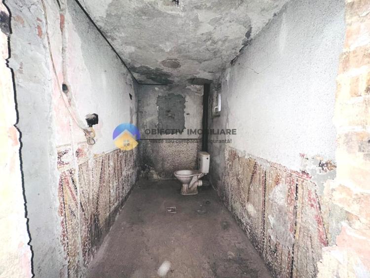 Casă individuală cu 4 camere cu Canalizare în Săvinești