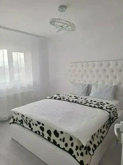 Casă cu 5 camere cu Teren 265 Mp în Dobroești