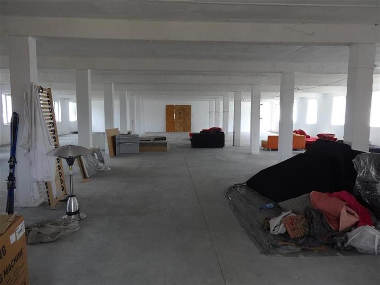 Spațiu industrial, de 200 mp, în Grădiște