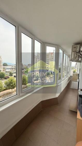 Apartament cu 3 camere semidecomandat în Ultracentral