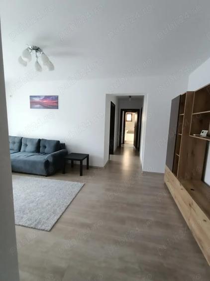 Apartament cu 3 camere decomandat în Dobroești