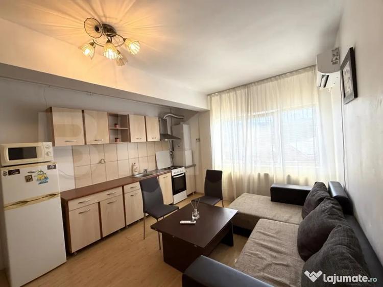 Apartament cu 2 camere semidecomandat în Calea Turzii