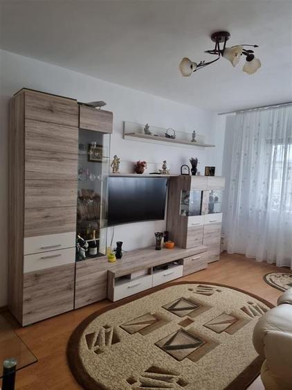 Apartament cu 2 camere decomandat, mobilat în Dorobanți