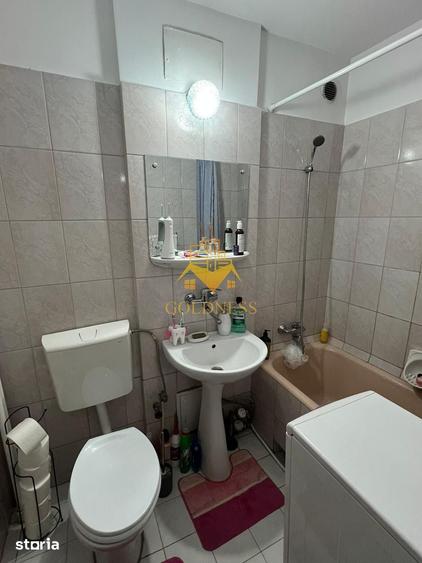 O camera, 22 mp, Zorilor str. Observatorului Zona Golden Tulip, UMF - 2