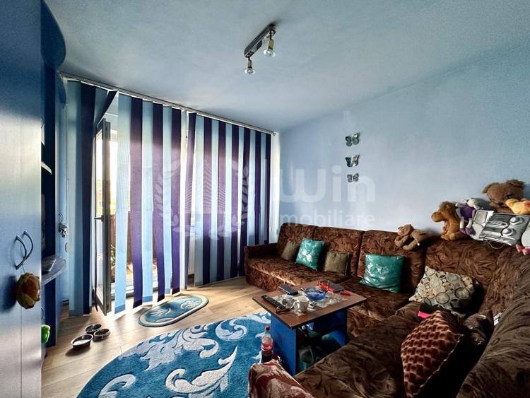 Apartament cu 3 camere decomandat, mobilat în Zorilor