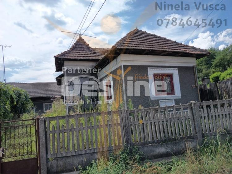 Casă individuală cu 2 camere cu Teren 1020 Mp în Brănești