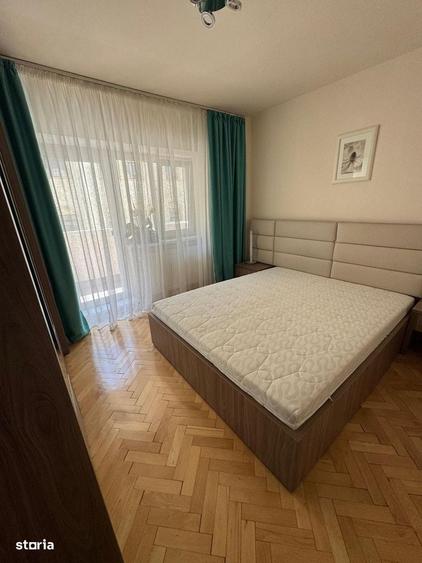 Apartament cu 2 camere decomandat în Micro 11