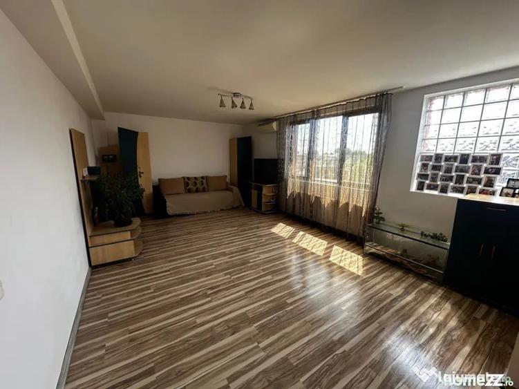 Casă cu 7 camere cu Teren 417 Mp în Ciorogârla