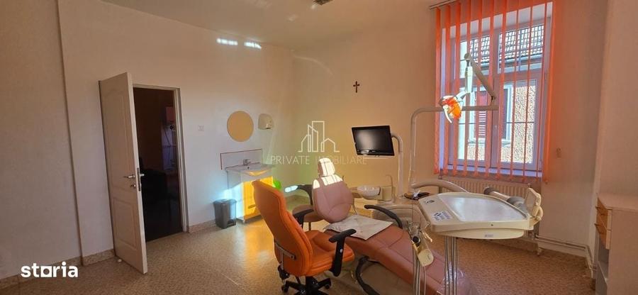 Spațiu comercial, de 40 mp, în Central