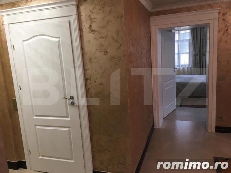 Apartament cu 3 camere decomandat în Sud