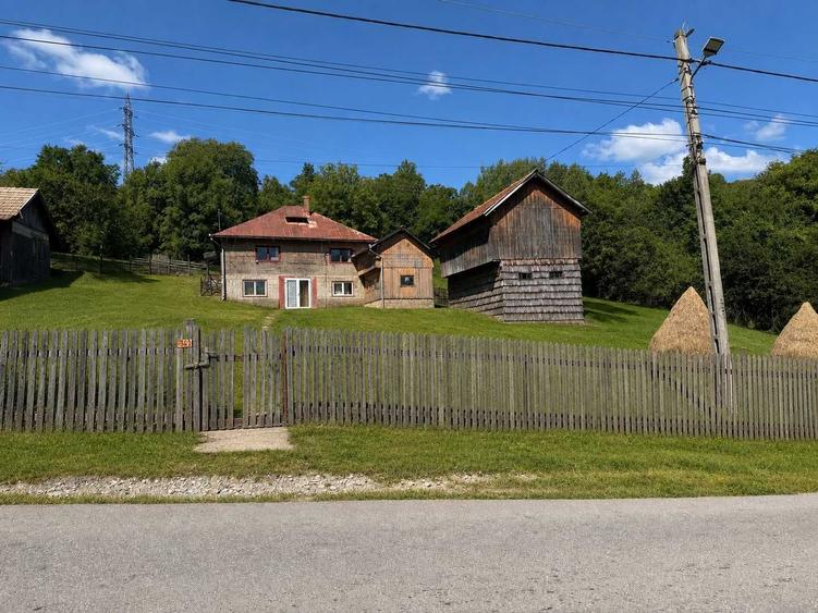 Spațiu comercial, în Secăria