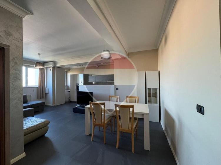 Apartament cu 3 camere semidecomandat, mobilat în UTA
