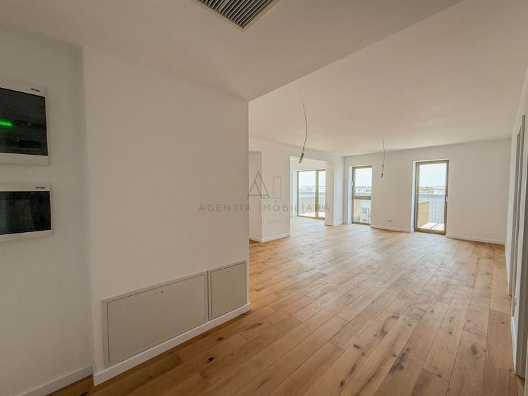 Apartament cu 2 camere semidecomandat în Sisești