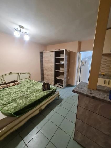 Garsonieră decomandată în Gară