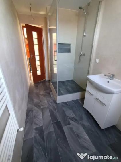 Apartament cu 3 camere semidecomandat în Gheorgheni