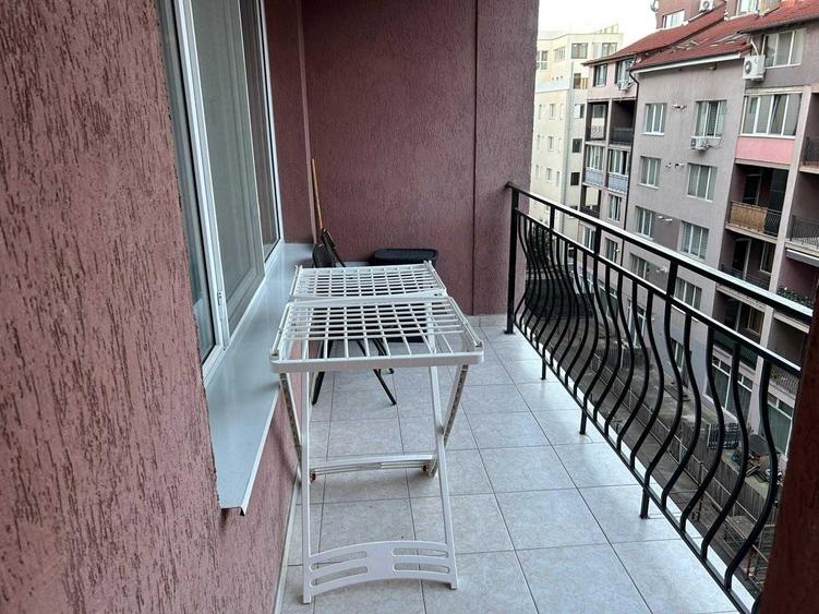 Apartament cu 2 camere decomandat în Borhanci
