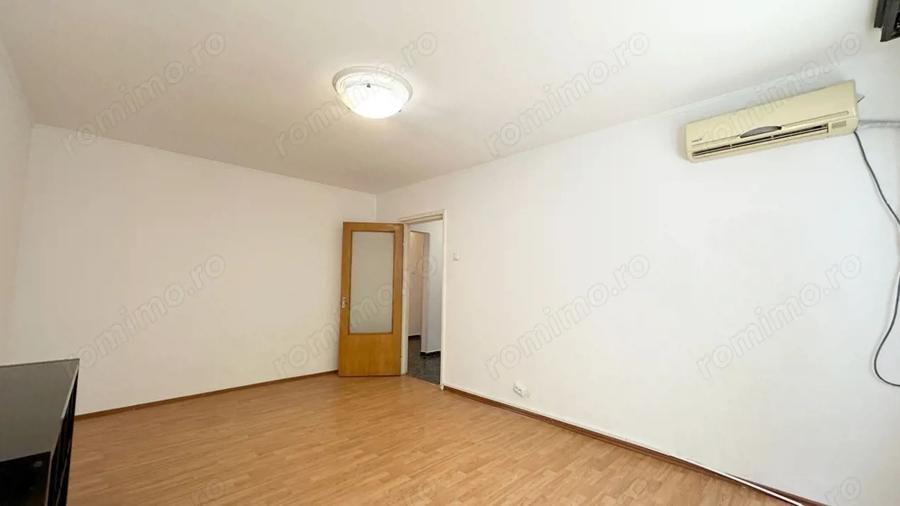 Apartament cu 4 camere decomandat, mobilat în Drumul Taberei