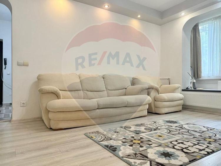 Apartament cu 2 camere semidecomandat, mobilat în Drumul Taberei